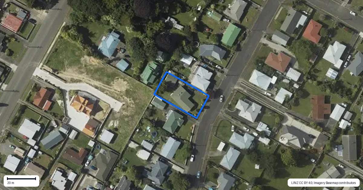 Property context map for 11 Green Avenue, Levin
