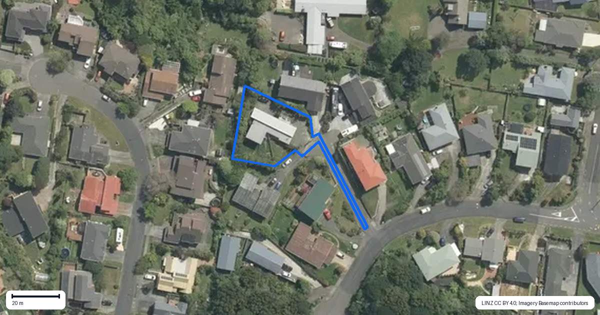 Property context map for 88 Larsen Crescent, Tawa, Wellington