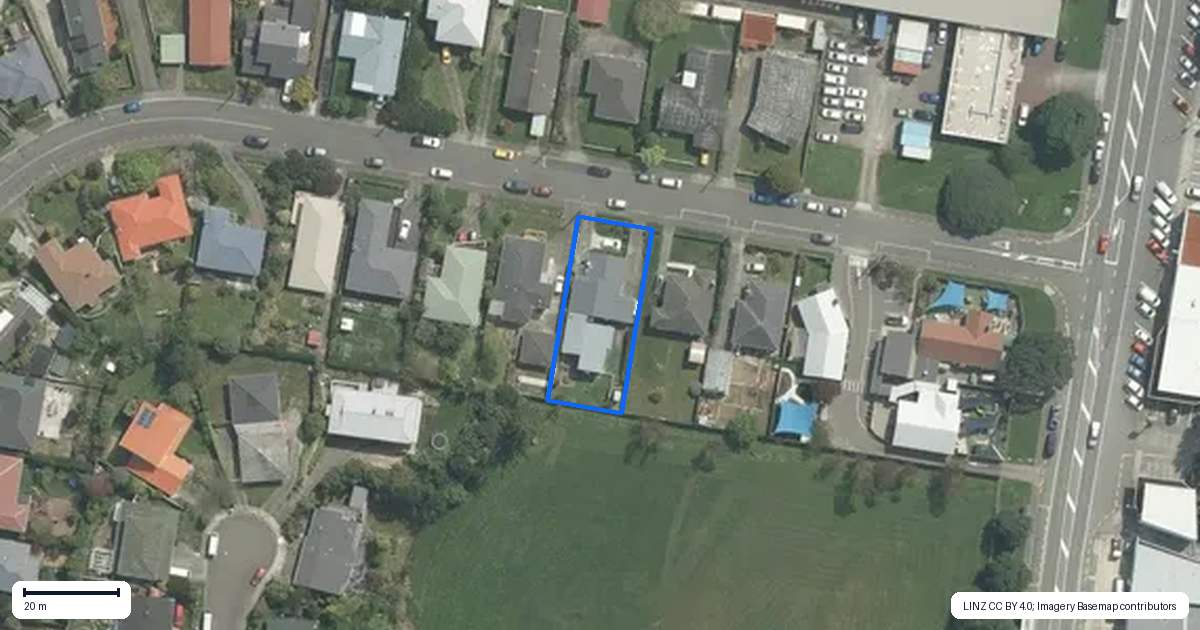 Property context map for 9 Redwood Avenue, Tawa, Wellington