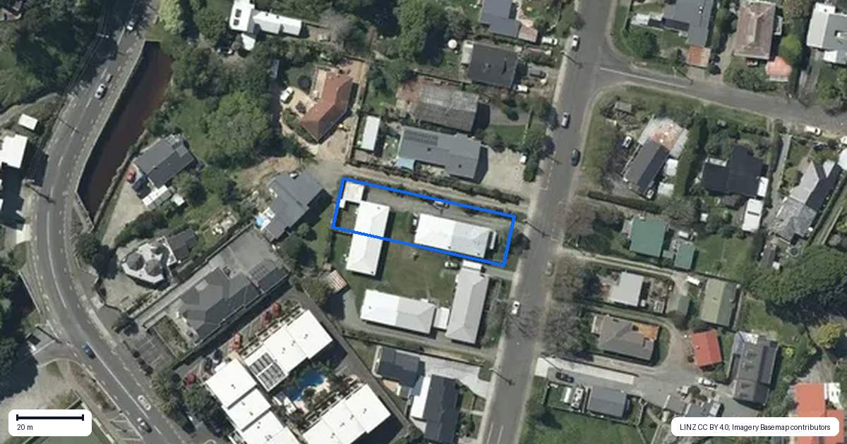 Property context map for 13 Alexander Road, Raumati Beach