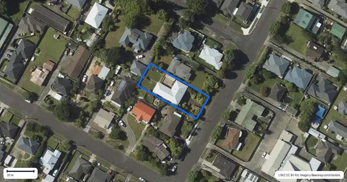 Property context map for 115 Winchester Street, Levin