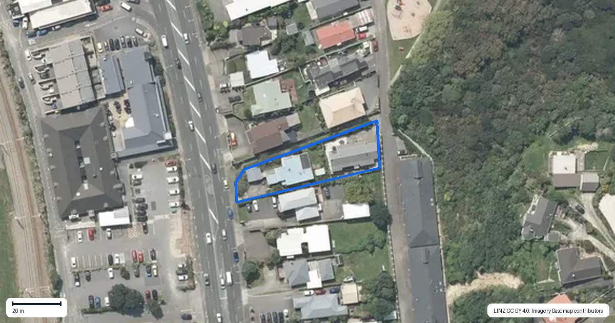 Property context map for 118 Mana Esplanade, Paremata, Porirua