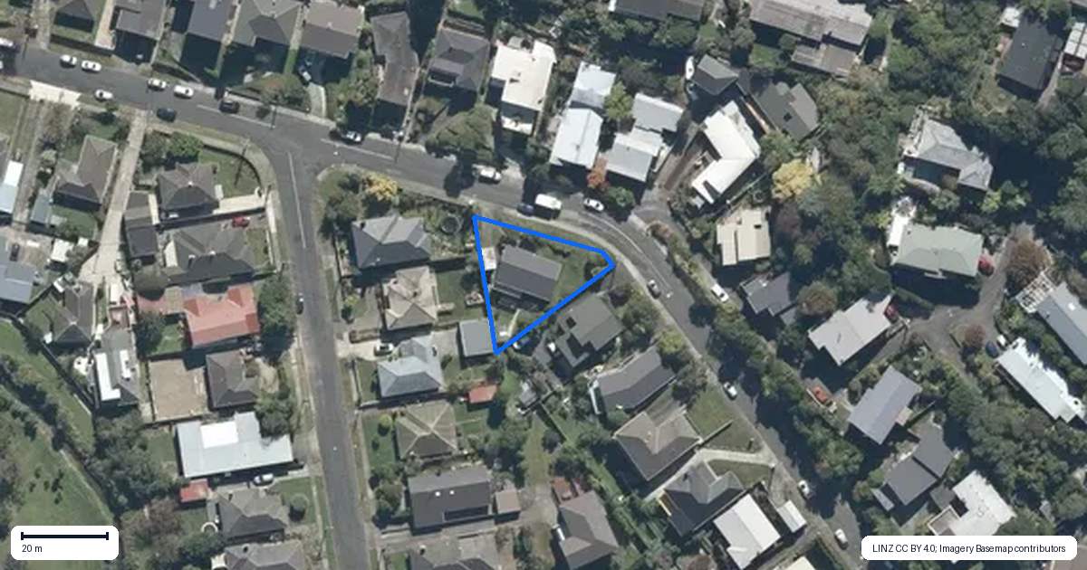 Property context map for 28 Tilbury Street, Fairfield, Lower Hutt