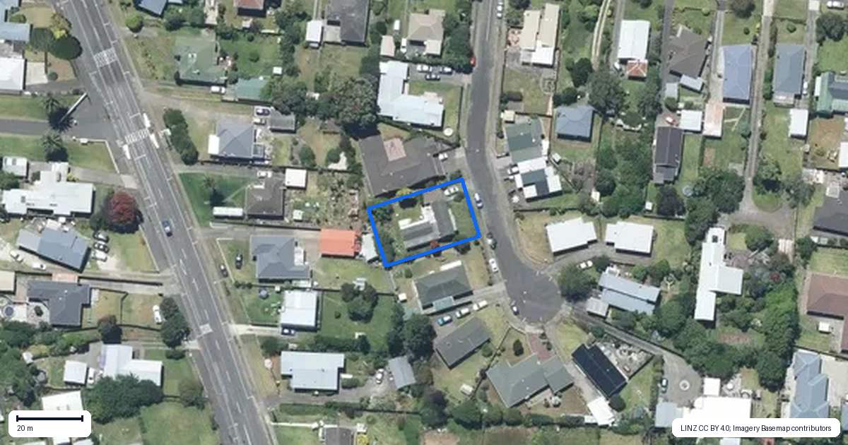 Property context map for 8 Banks Place, Tawhero, Whanganui