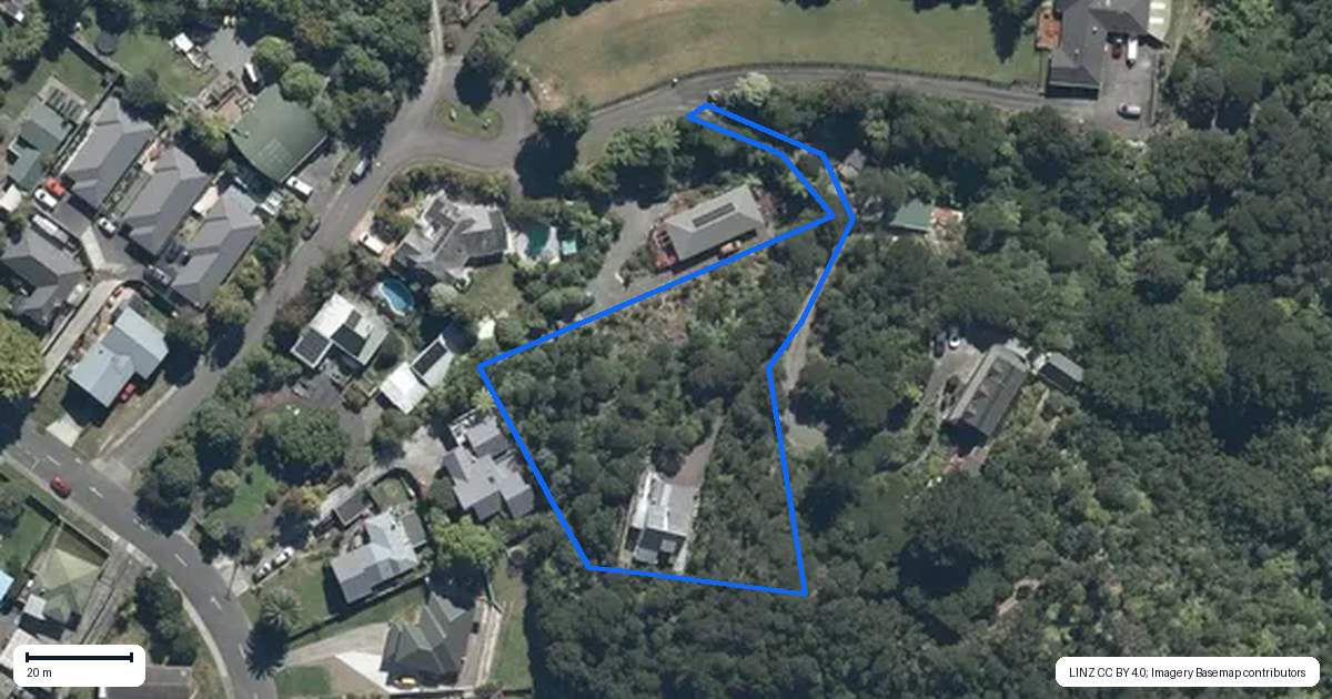 Property context map for 1/99 Horoeka Street, Stokes Valley, Lower Hutt