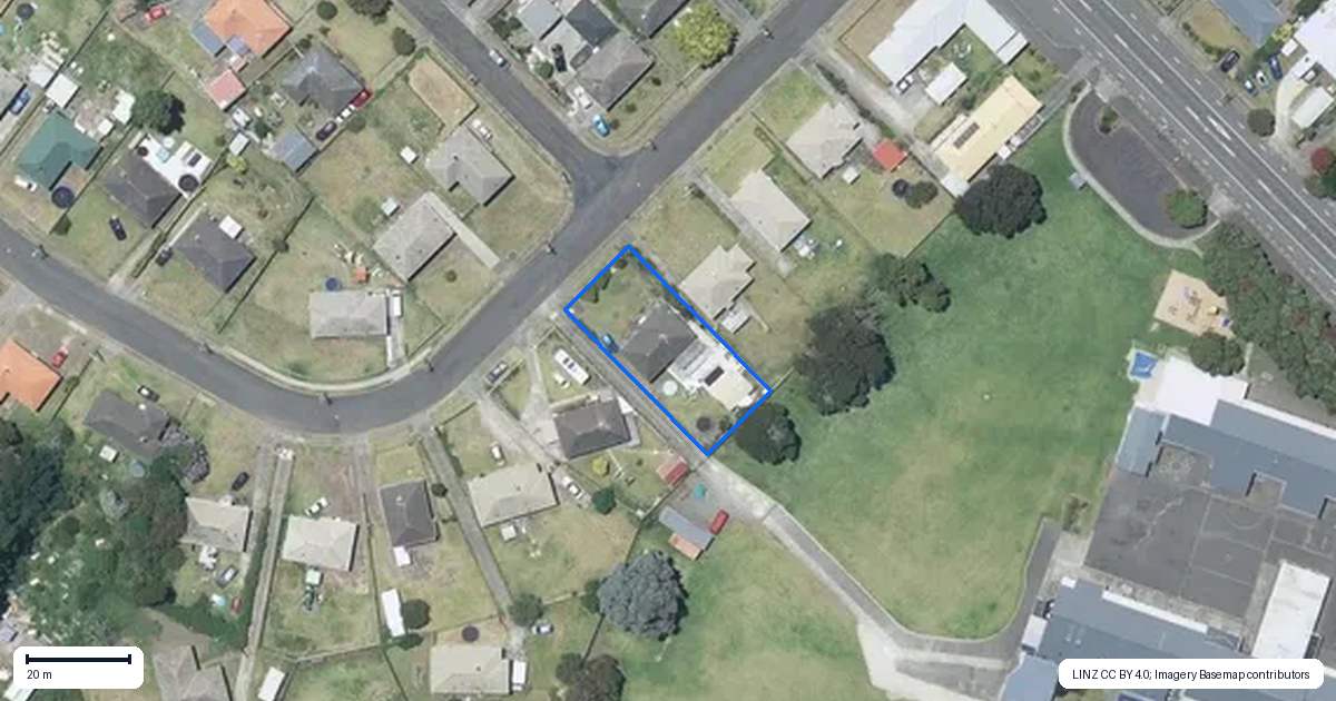 Property context map for 7 Churchill Crescent, Tawhero, Whanganui