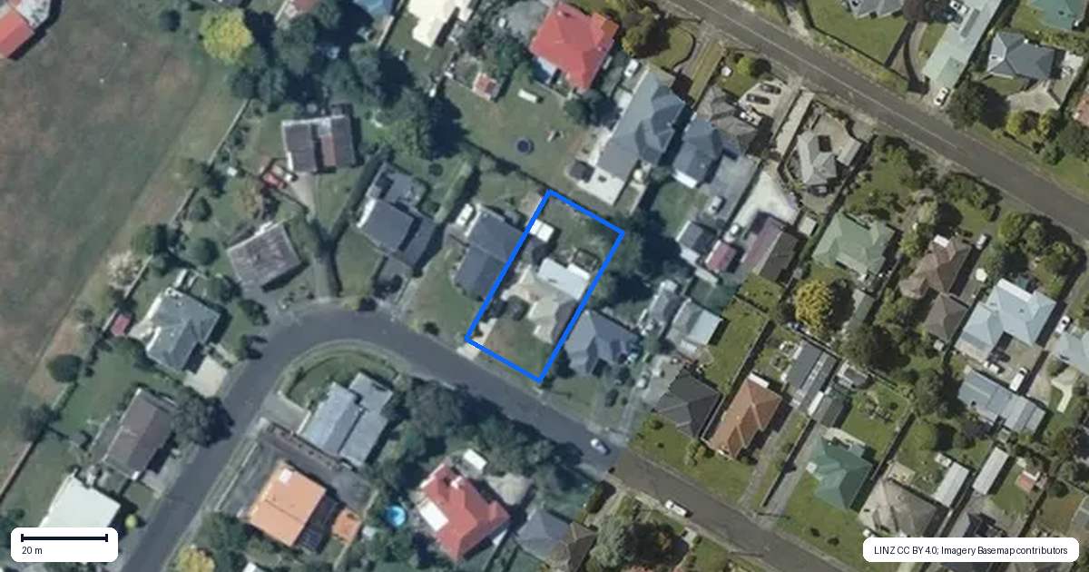 Property context map for 20 Lancaster Street, Levin