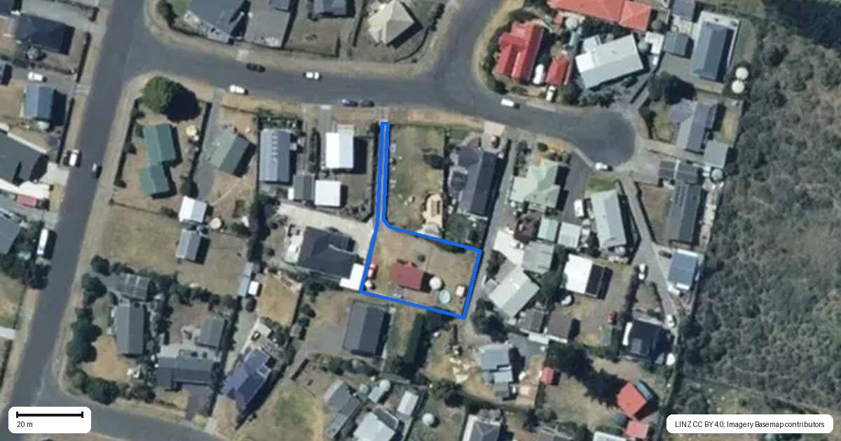 Property context map for 11 Matakane Street, Waitarere Beach, Levin