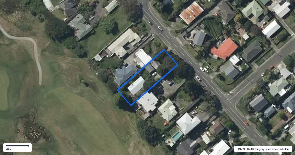 Property context map for 32A Martin Road, Paraparaumu Beach, Paraparaumu