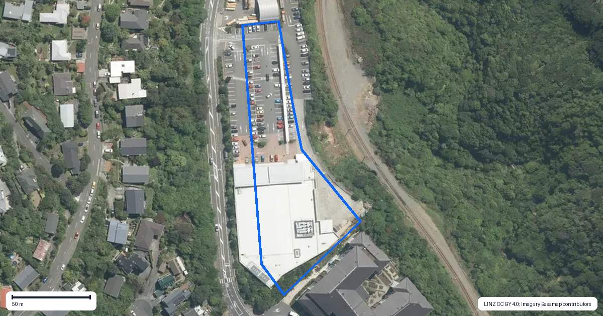 Property context map for 124 Churchill Drive, Crofton Downs, Wellington