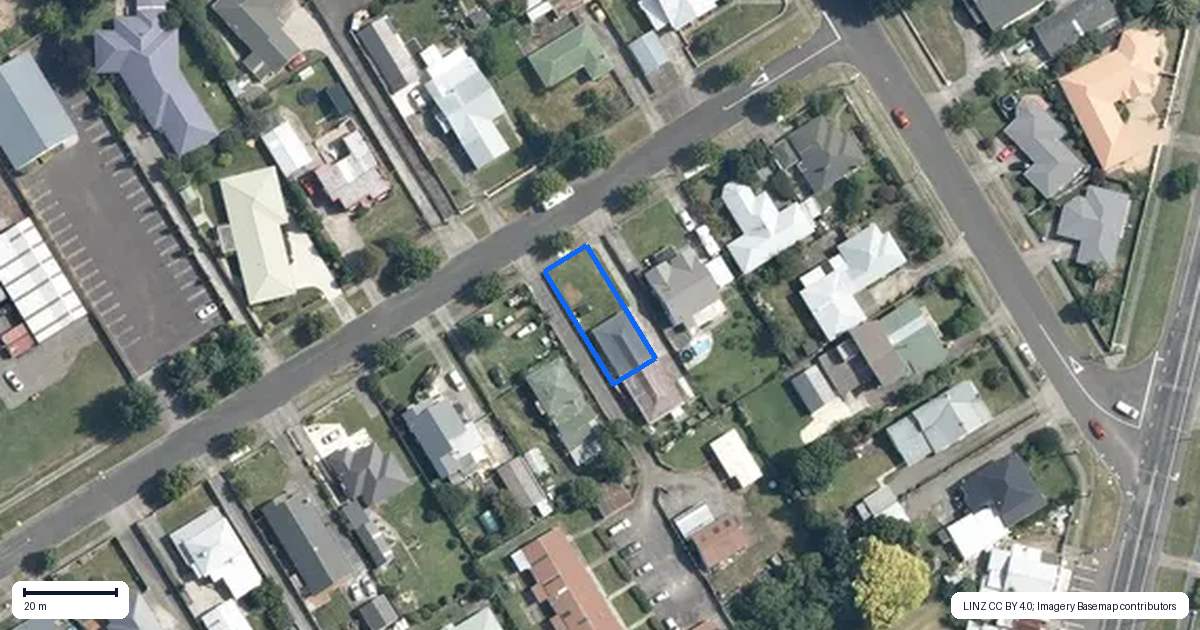 Property context map for 15 Carthew Street, Feilding