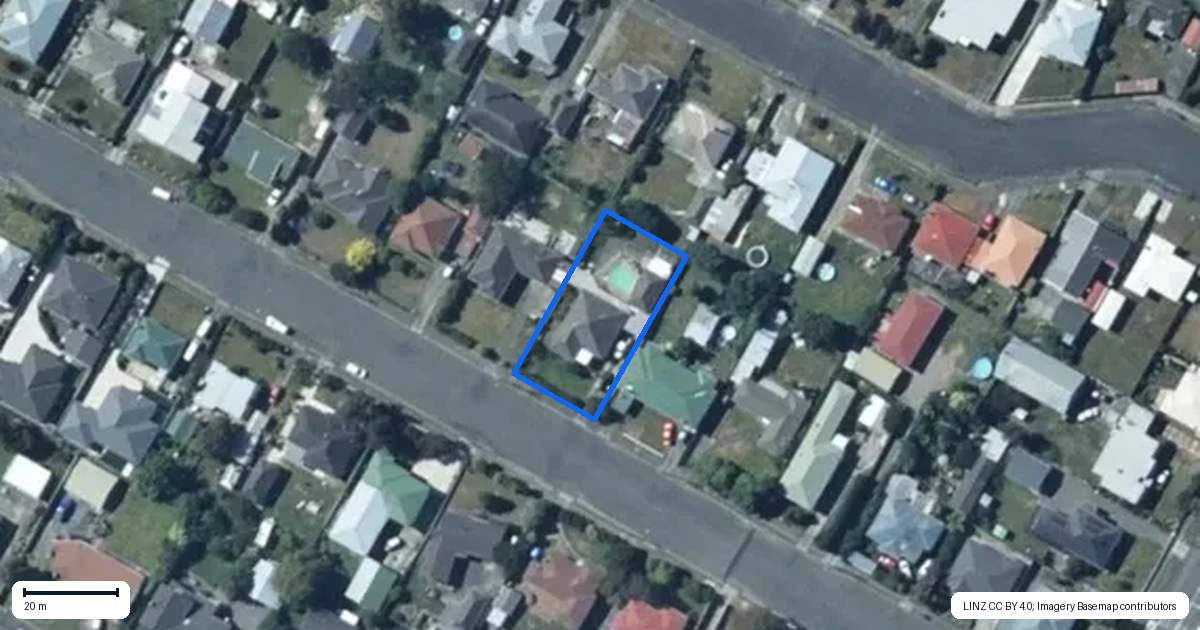 Property context map for 14 Hannan Street, Levin