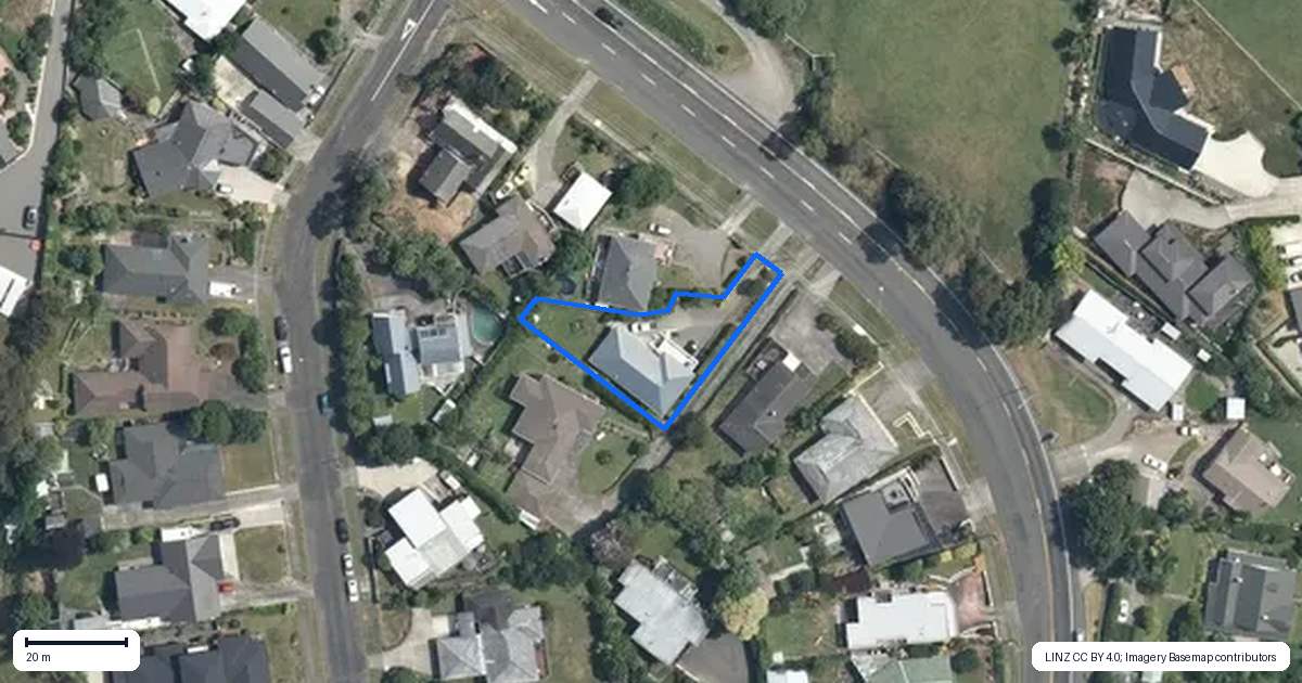 Property context map for 8A Halcombe Road, Feilding