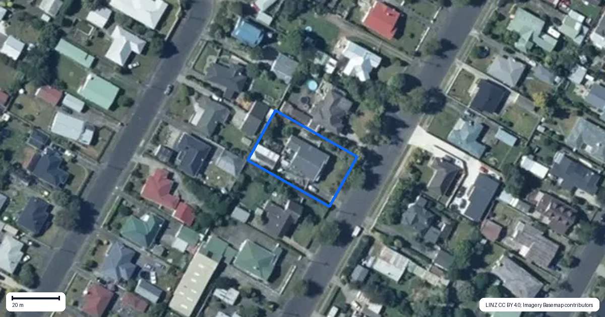 Property context map for 13 Princes Street, Levin