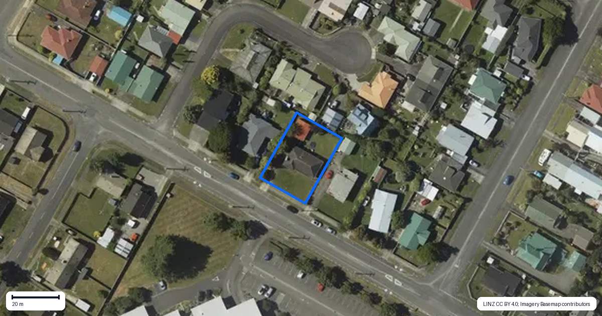 Property context map for 61 Liverpool Street, Levin