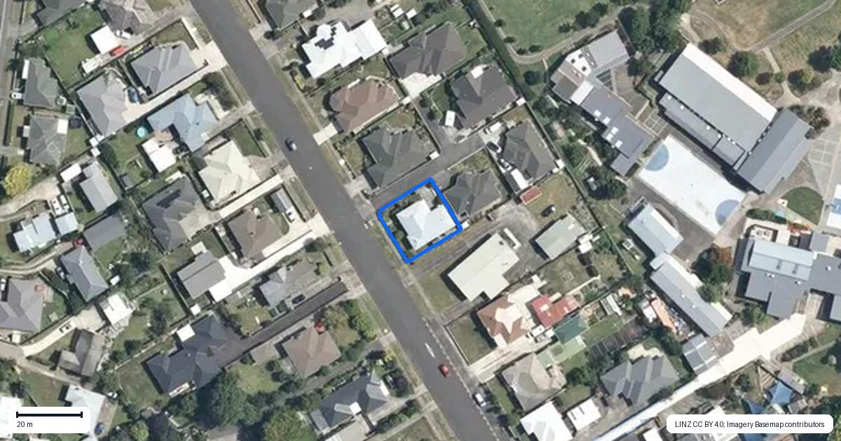 Property context map for 121 Warwick Street, Feilding