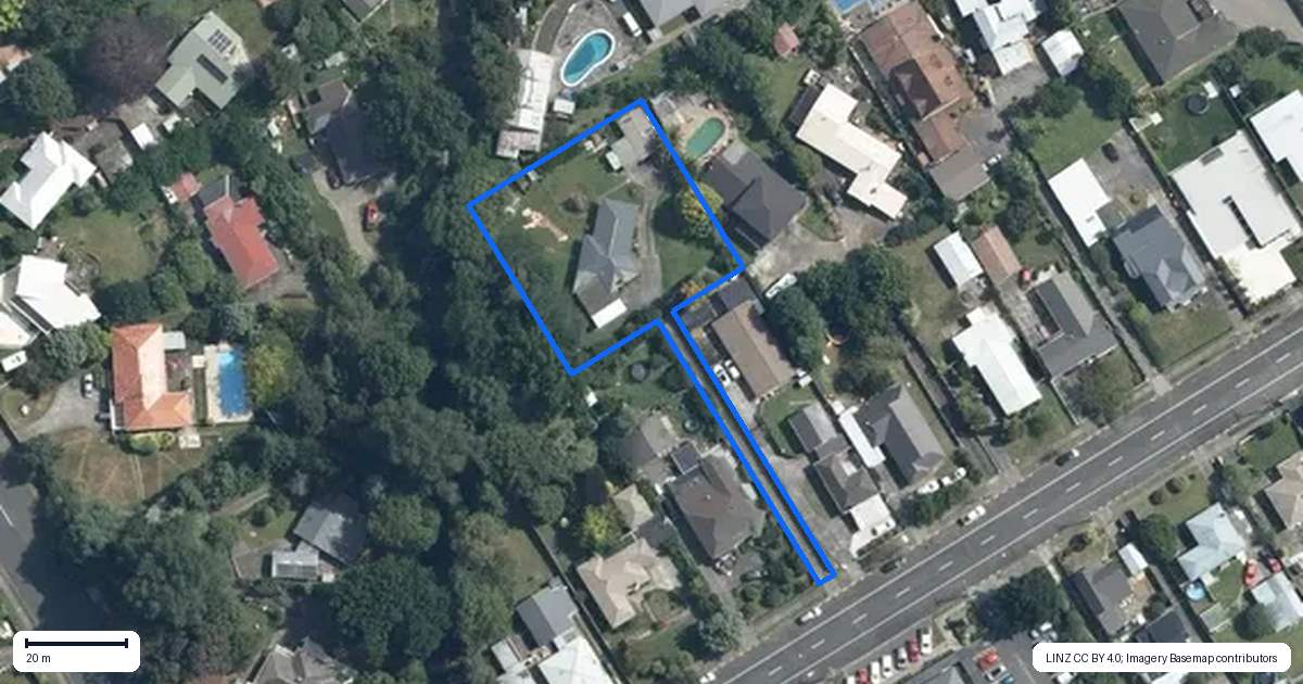 Property context map for 12 Duke Street, Feilding