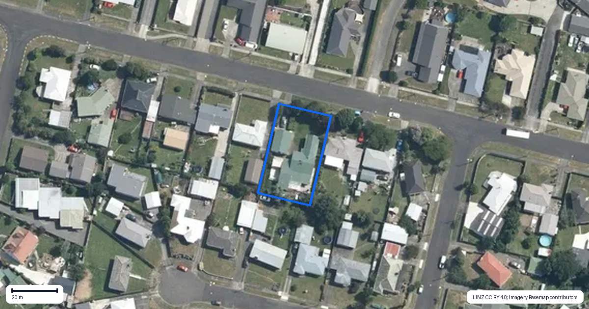 Property context map for 44 Sherwill Street East, Feilding