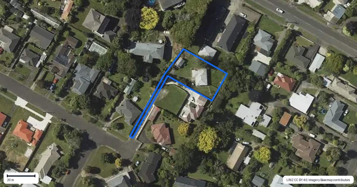 Property context map for 19 Hobson Street, Levin