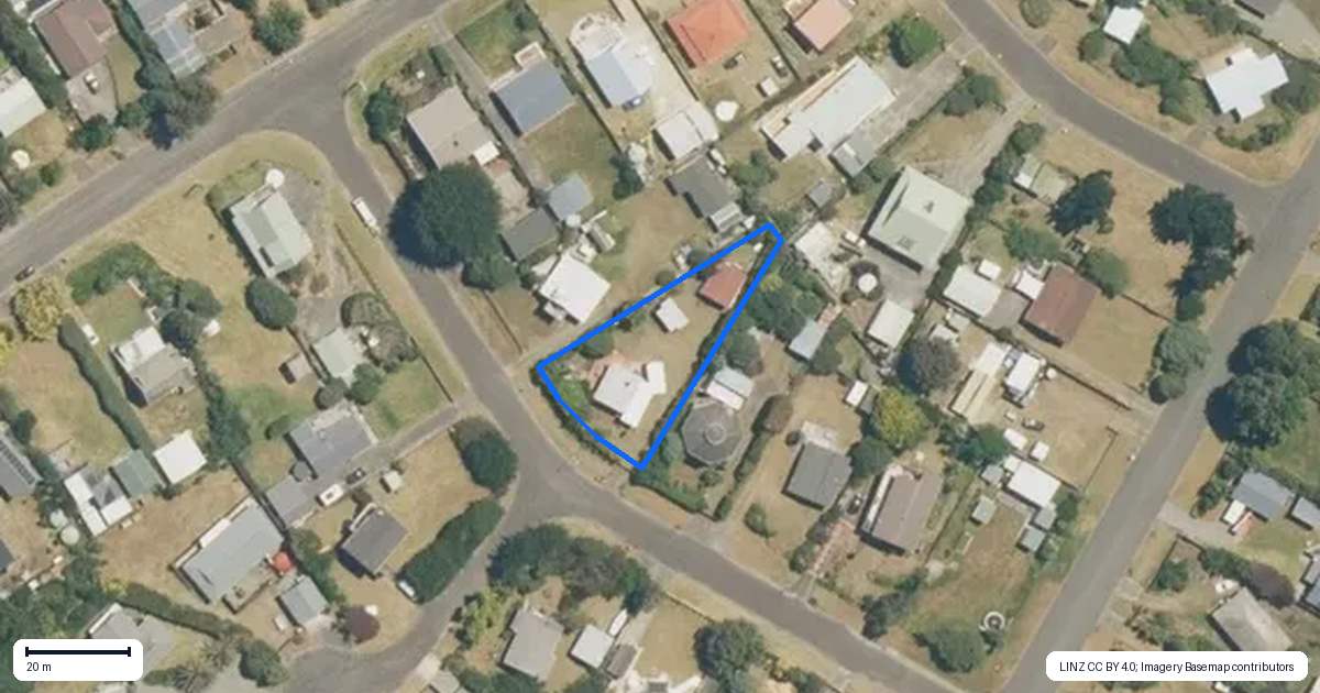 Property context map for 9 Duncan Street, Waikawa Beach, Manakau