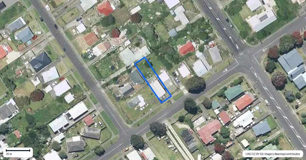 Property context map for 15 Manuka Street, Castlecliff, Whanganui