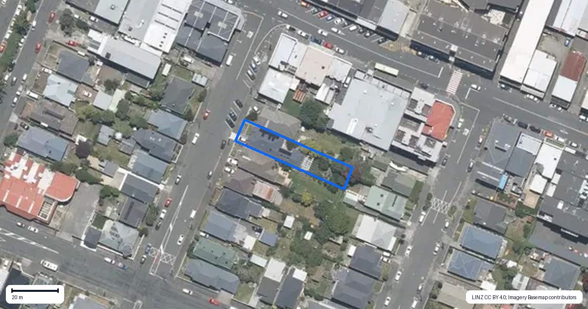 Property context map for 42 Bolton Street, Petone, Lower Hutt