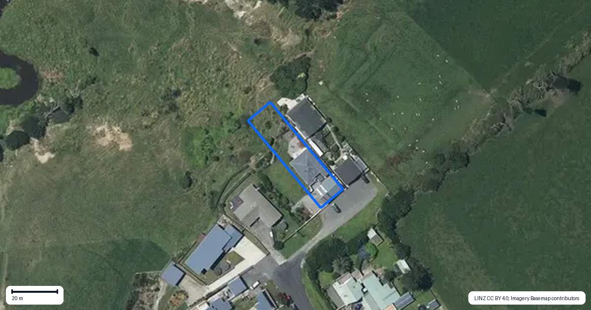 Property context map for 111 Peat Avenue, Kai Iwi, Whanganui