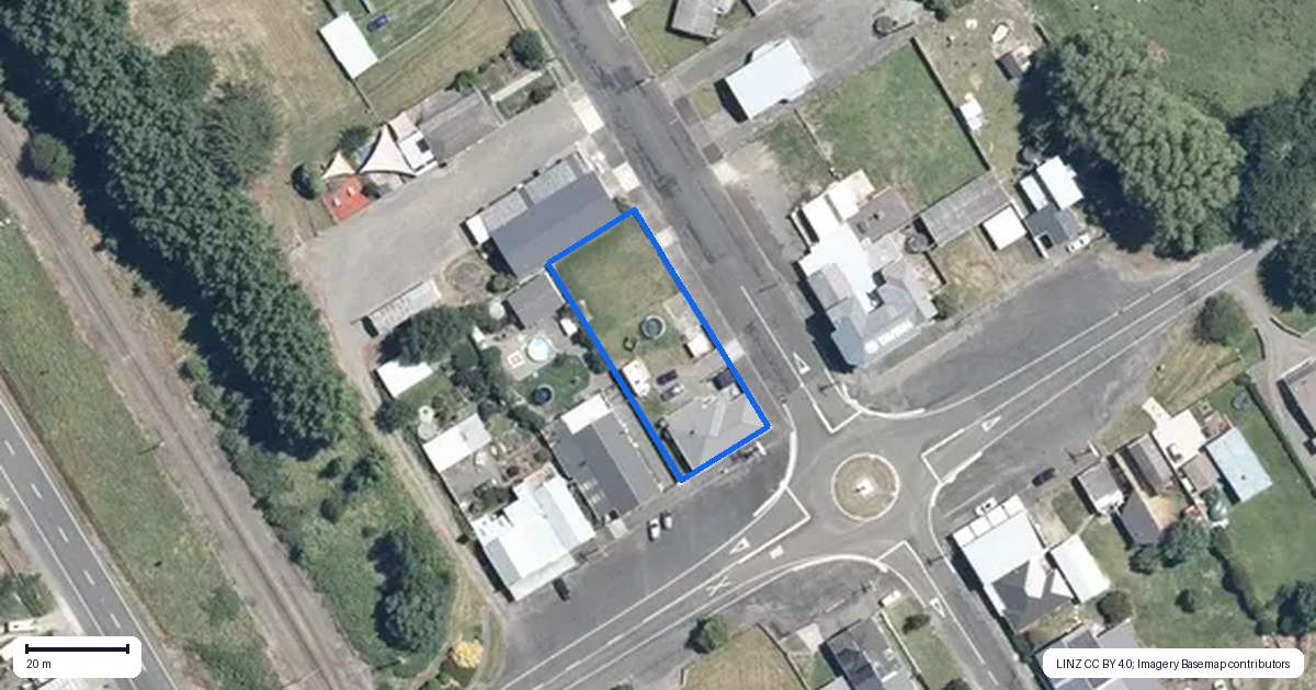 Property context map for 11 Stanway Road, Halcombe