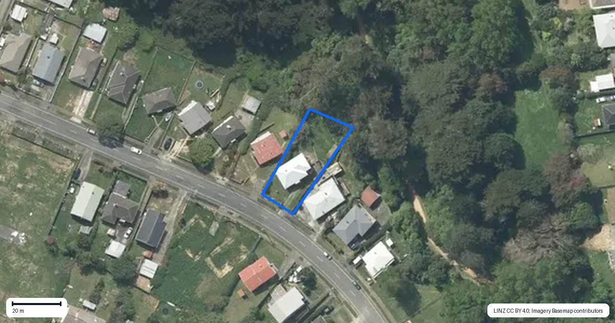 Property context map for 141 Castor Crescent, Cannons Creek, Porirua