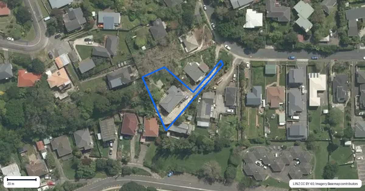 Property context map for 15A Romney Square, Tawa, Wellington