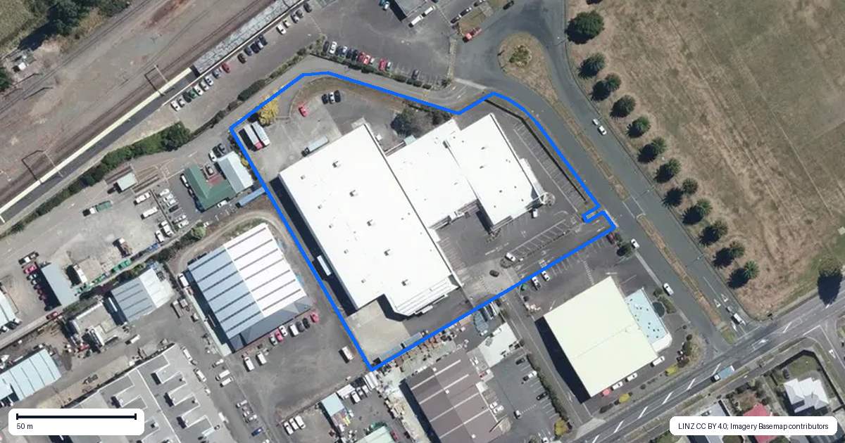Property context map for 9 Matthews Avenue, Takaro, Palmerston North