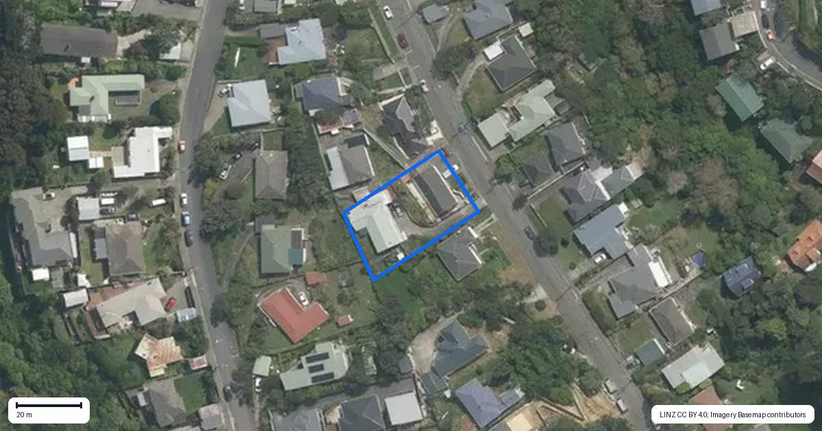Property context map for 20 Lyndfield Lane, Newlands, Wellington