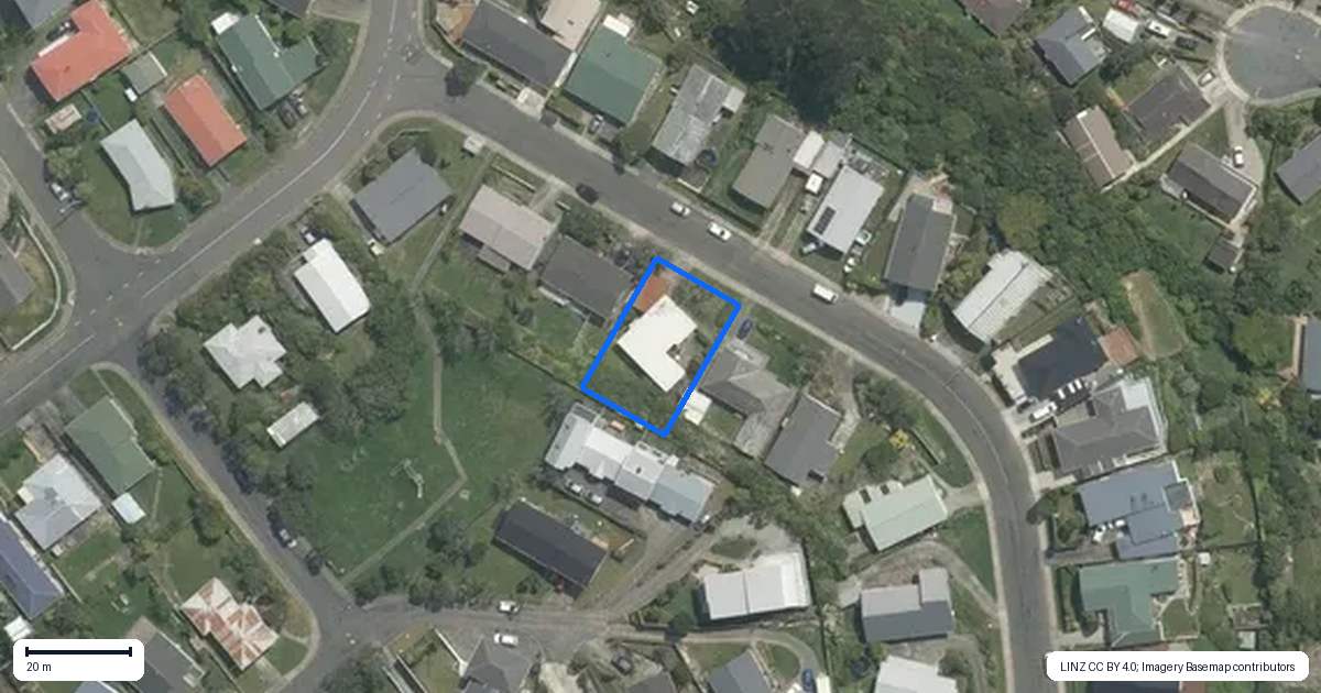 Property context map for 41 Somes Crescent, Newlands, Wellington