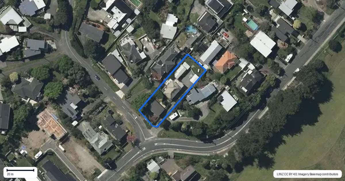 Property context map for 71 Golf Road, Paraparaumu Beach, Paraparaumu