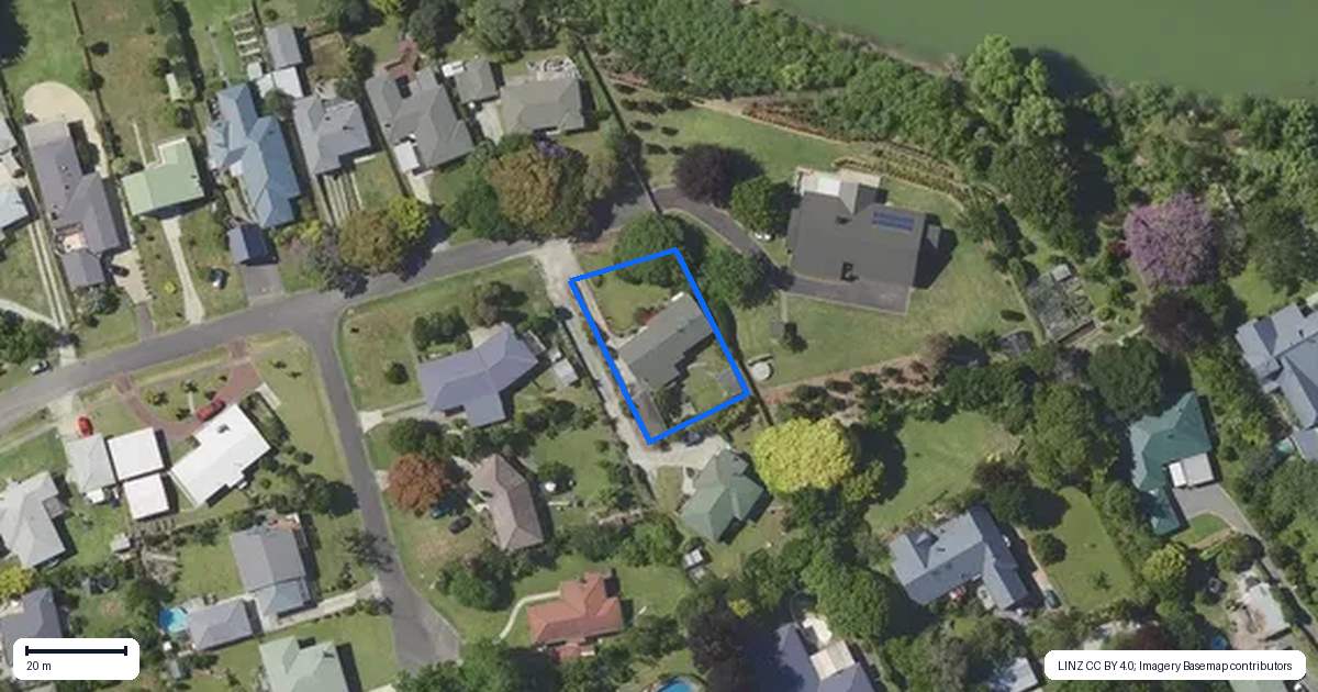 Property context map for 31 Marian Drive, Inner Kaiti, Gisborne
