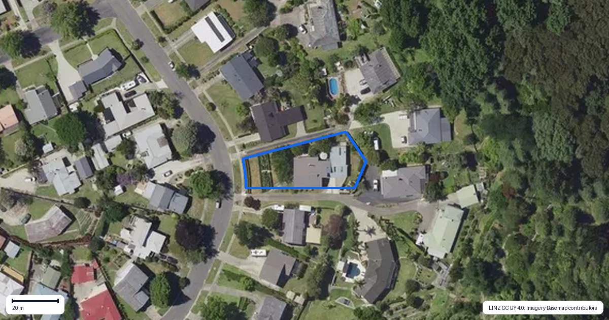 Property context map for 47 Seddon Crescent, Whataupoko, Gisborne