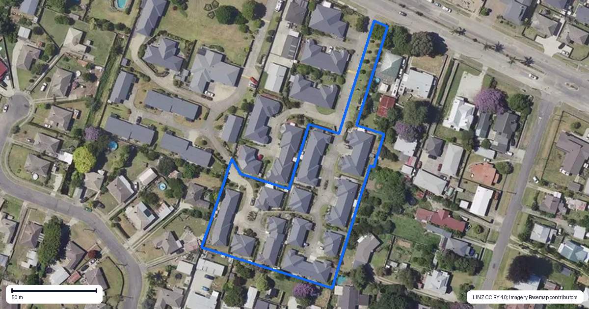 Property context map for 9/690 Gladstone Road, Te Hapara, Gisborne