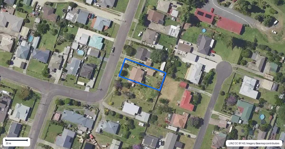 Property context map for 16 Clarence Street, Te Hapara, Gisborne