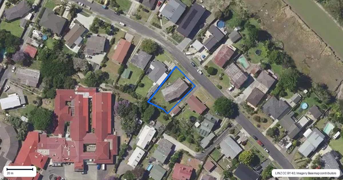 Property context map for 24 Fergusson Drive, Te Hapara, Gisborne
