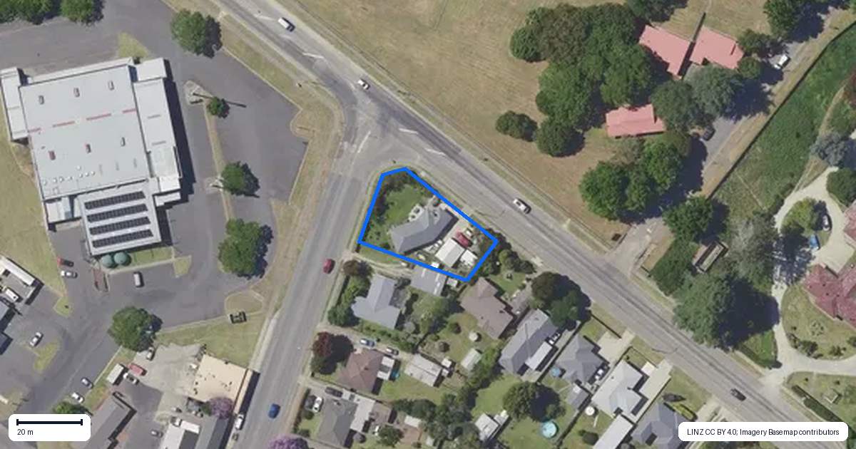 Property context map for 2 Lytton Road, Riverdale, Gisborne