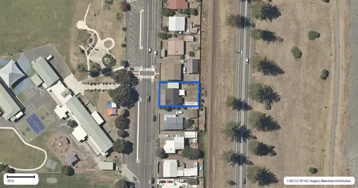 Property context map for 24 Te Awa Avenue, Te Awa, Napier