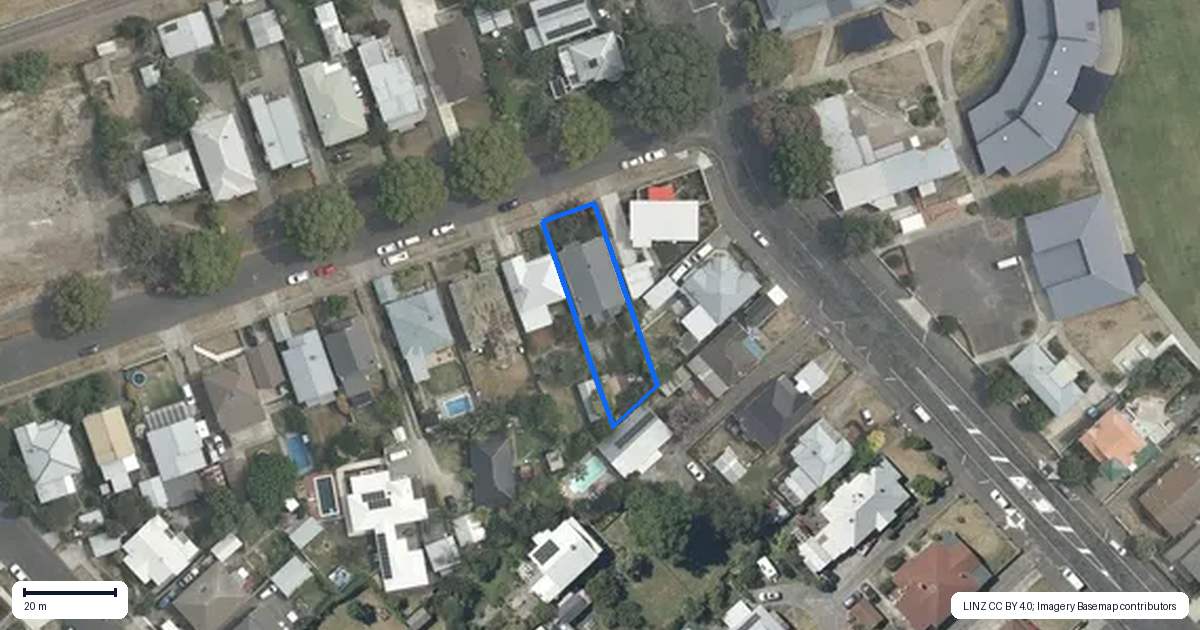 Property context map for 1 Carnell Street, Napier South, Napier
