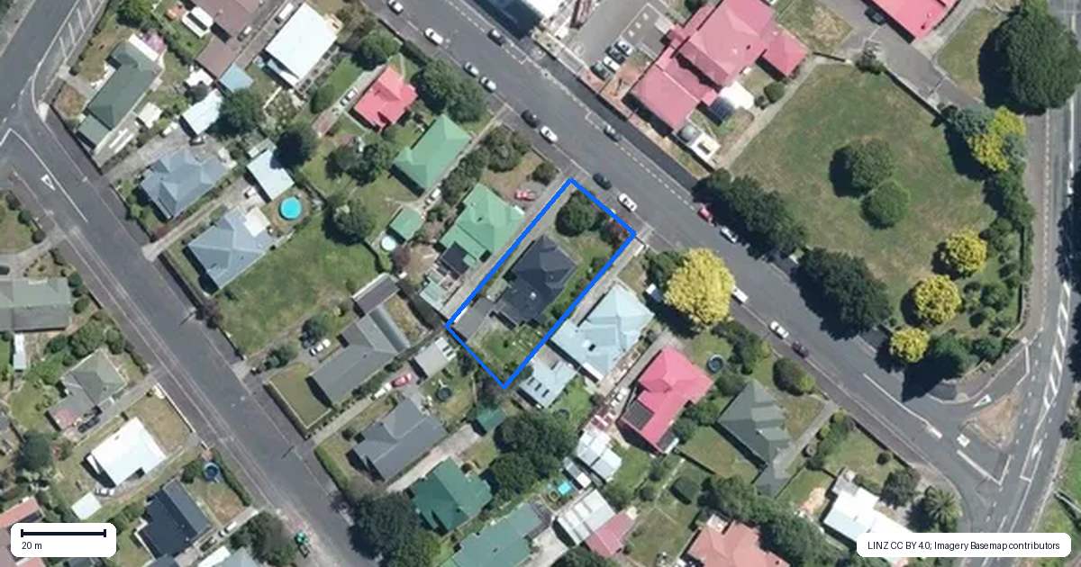 Property context map for 12 Grant Street, Dannevirke