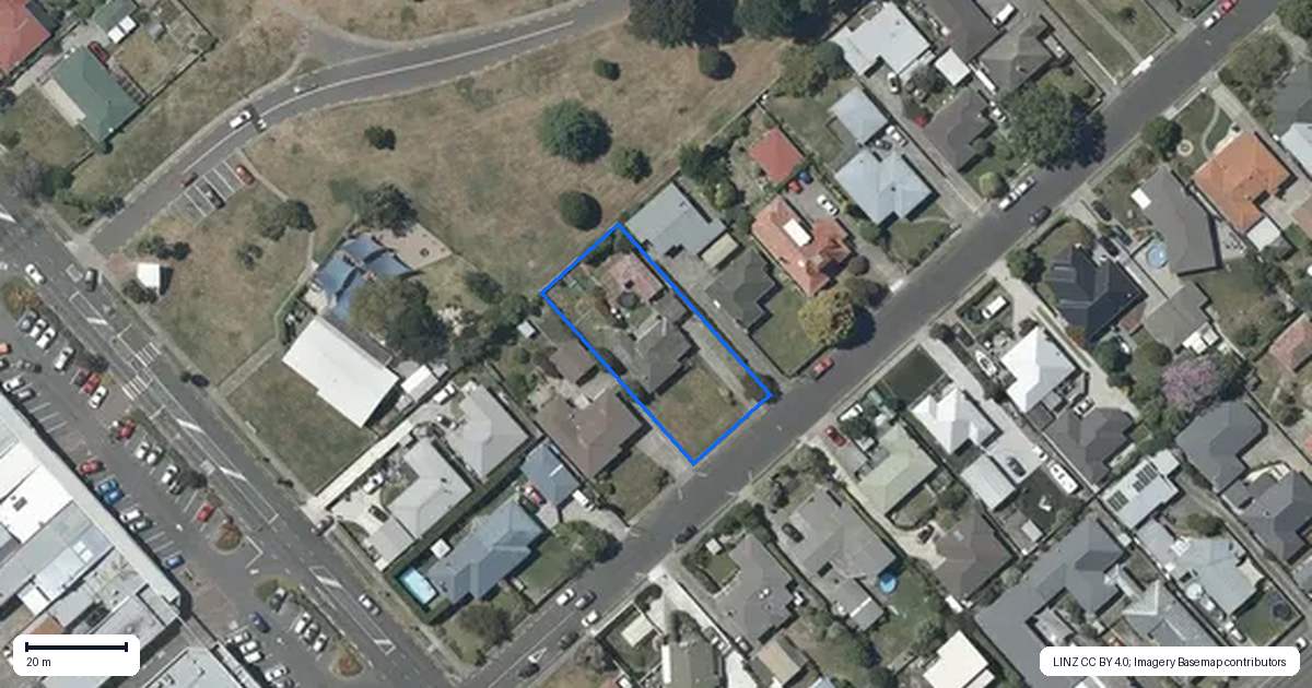 Property context map for 27 Menin Road, Onekawa, Napier
