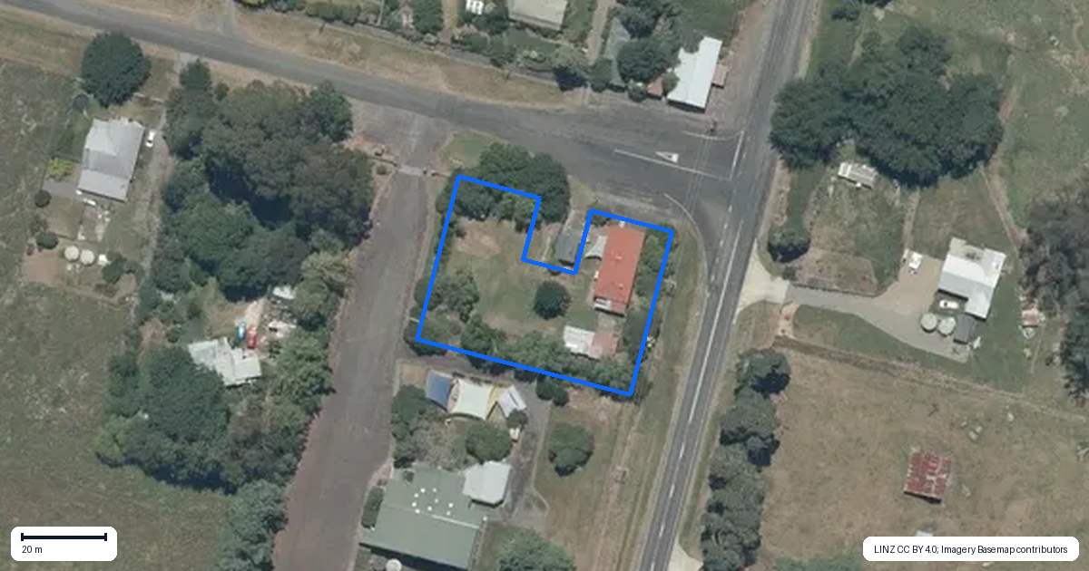 Property context map for 1 Owen Street, Tikokino