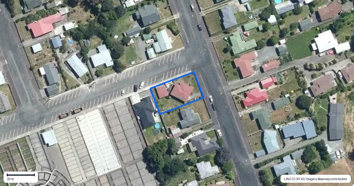 Property context map for 72 Barraud Street, Dannevirke