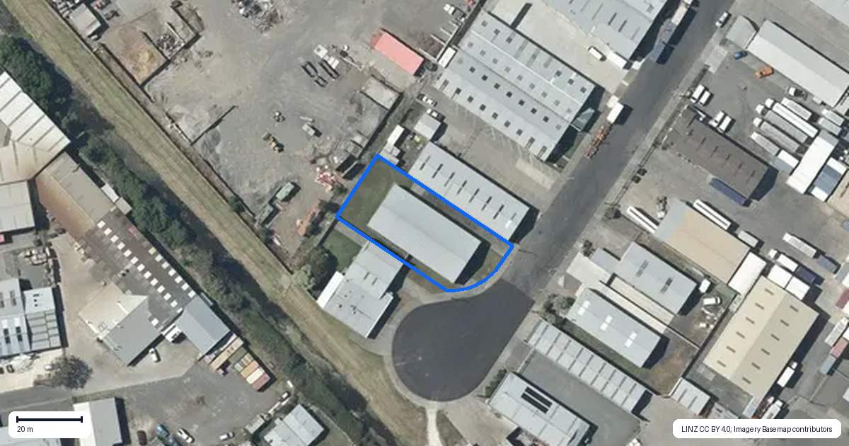 Property context map for 18 Lipton Place, Onekawa, Napier