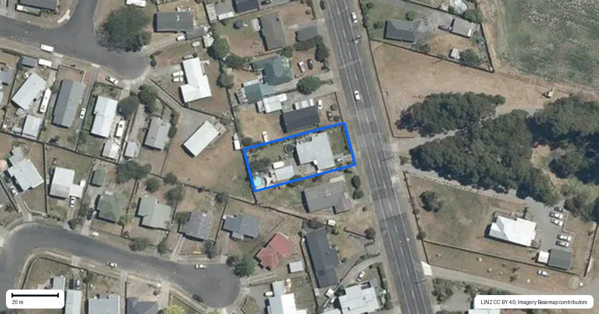 Property context map for 122 Tavistock Road, Waipukurau