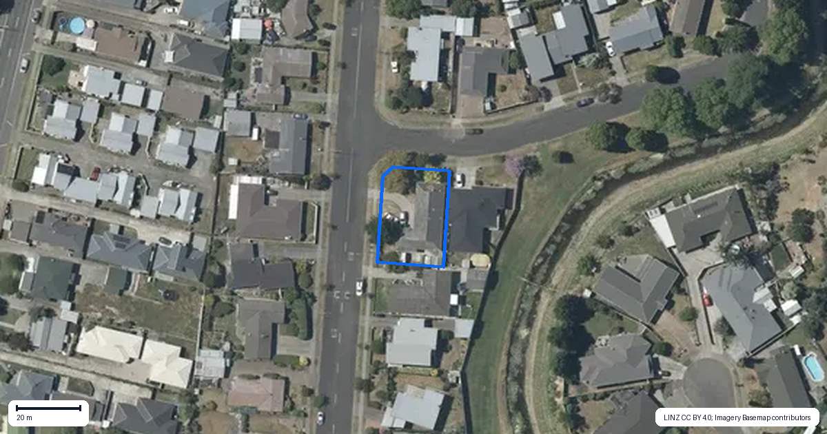 Property context map for 32 Konini Crescent, Pirimai, Napier