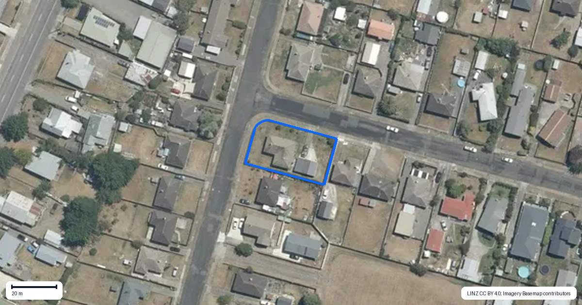 Property context map for 33 McLean Terrace, Waipukurau